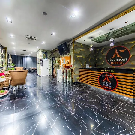 Med Airport 4*