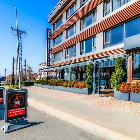 Hotel Med Airport 4*